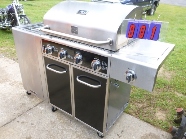 SnS Auctions # 227 Grills & Outdoor equipment