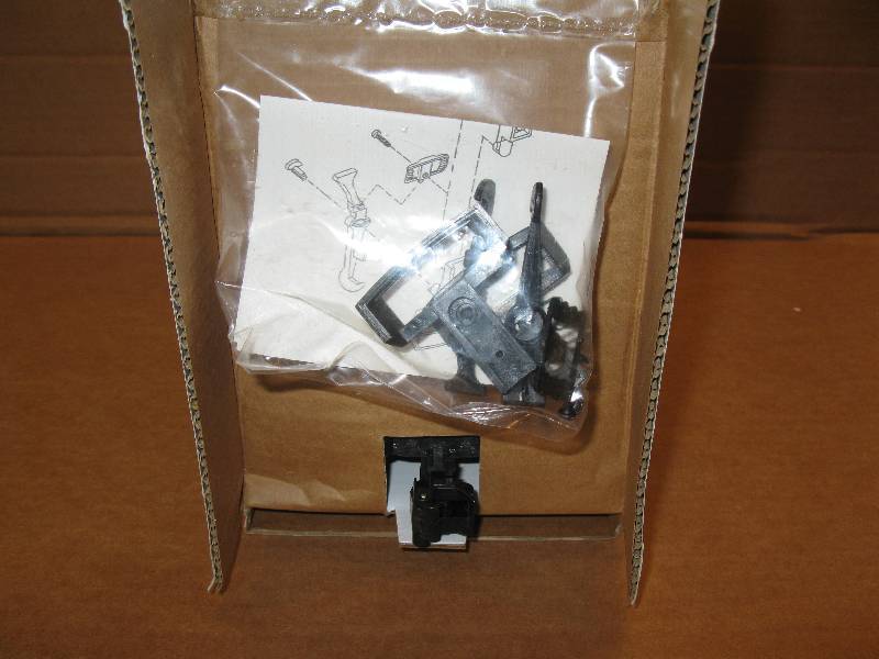 lot 4 image: G Scale Caboose