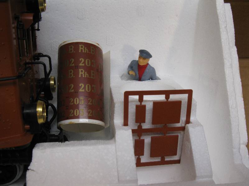 lot 5 image: LGB 2045 Engine
