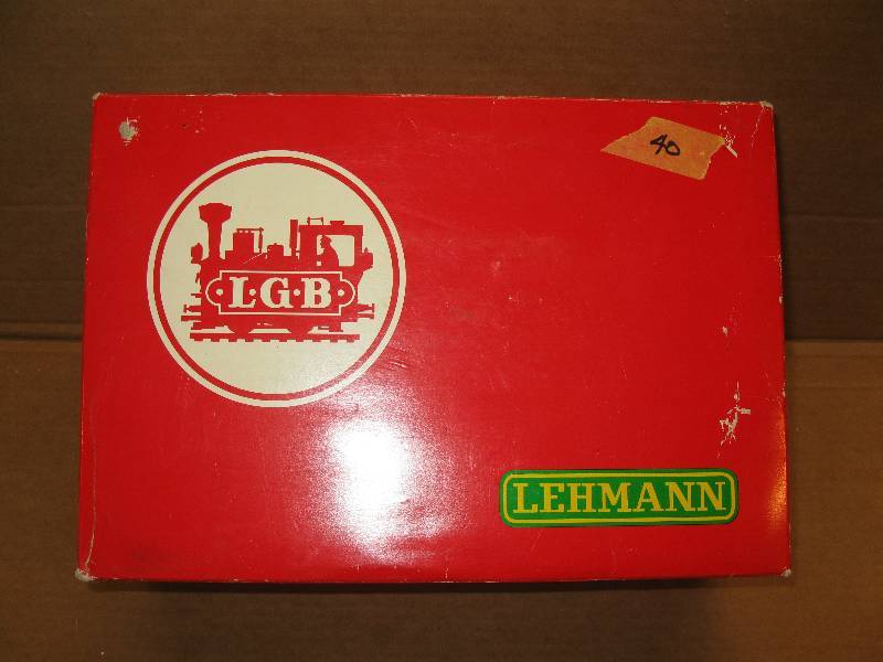 lot 40 image: LGB 2033 Engine