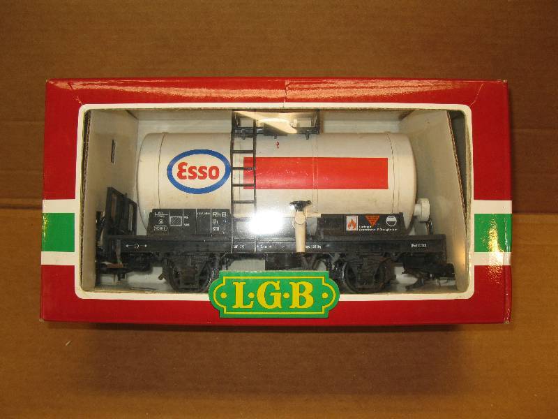lot 46 image: LGB 4040E Esso Tanker Car