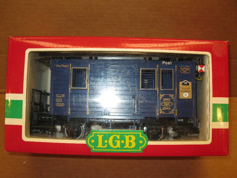 lot 48 image: LGB 1985 Blue Post Car