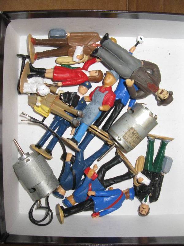 lot 83 image: Misc People and parts