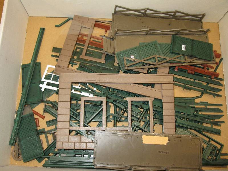 lot 84 image: Piko Goods Depot Building