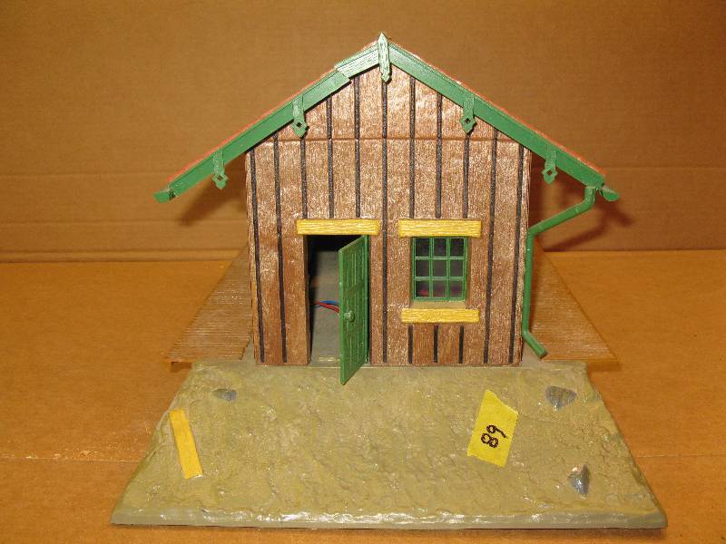 lot 89 image: Freight Station