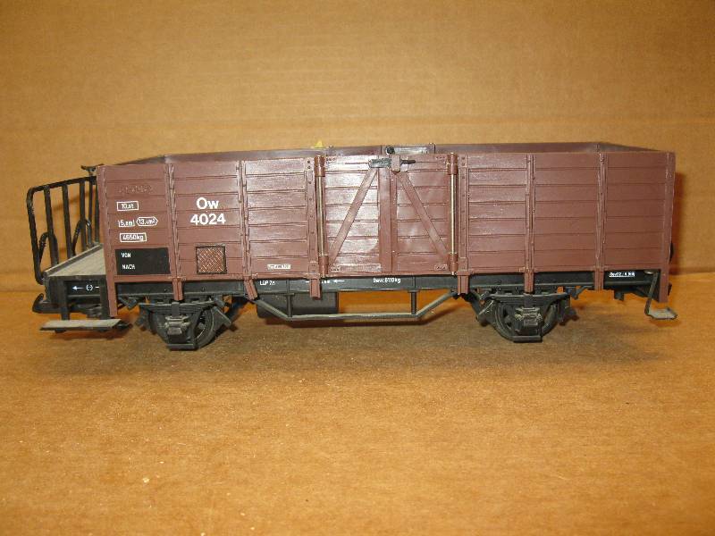 lot 99 image: 4024 Gondola Car