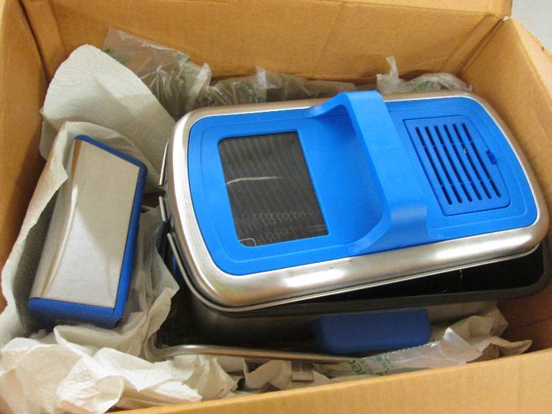 lot 26 image: 2.6-Qt. Deep Fryer with LCD Display...