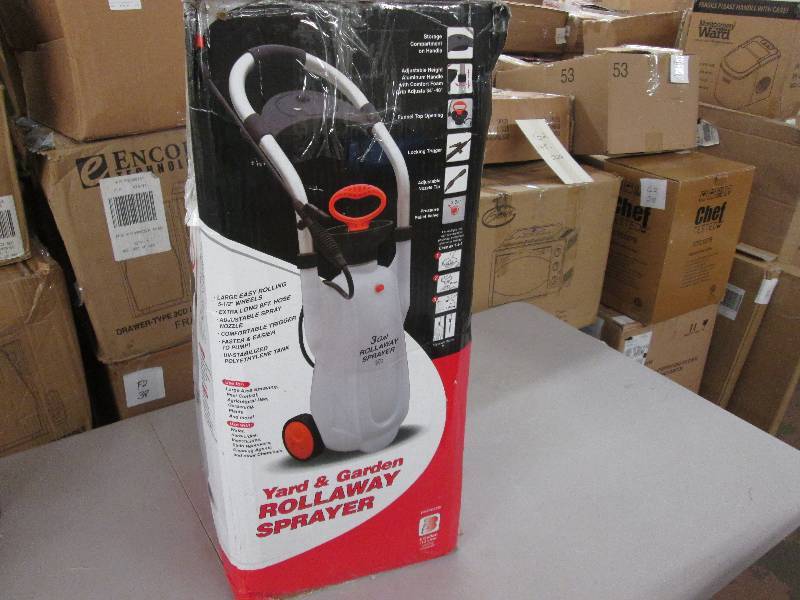 lot 68 image: Yard & Garden 3 Gallon Rollaway Spr...