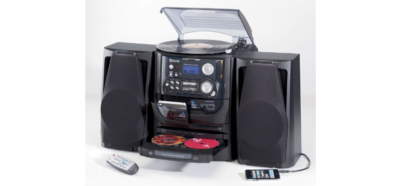 lot 44 image: Encore Technology 3-CD Turntable St...