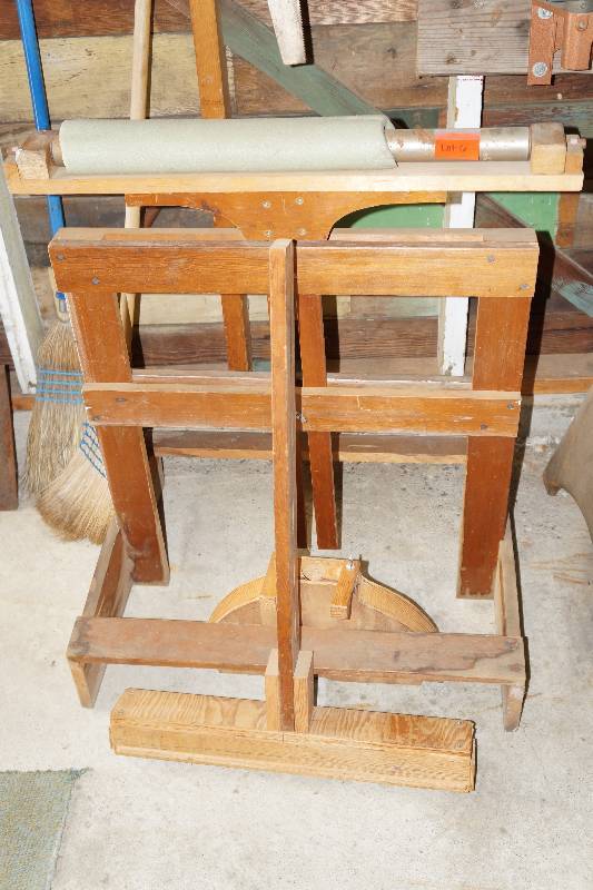 lot 6 image: Homemade Adjustable Roller