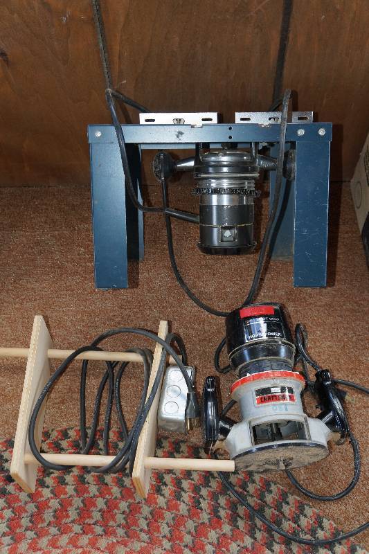 lot 19 image: Lot of Routers (Craftsmand & PowerCraft) with Extension Cord & Organizer