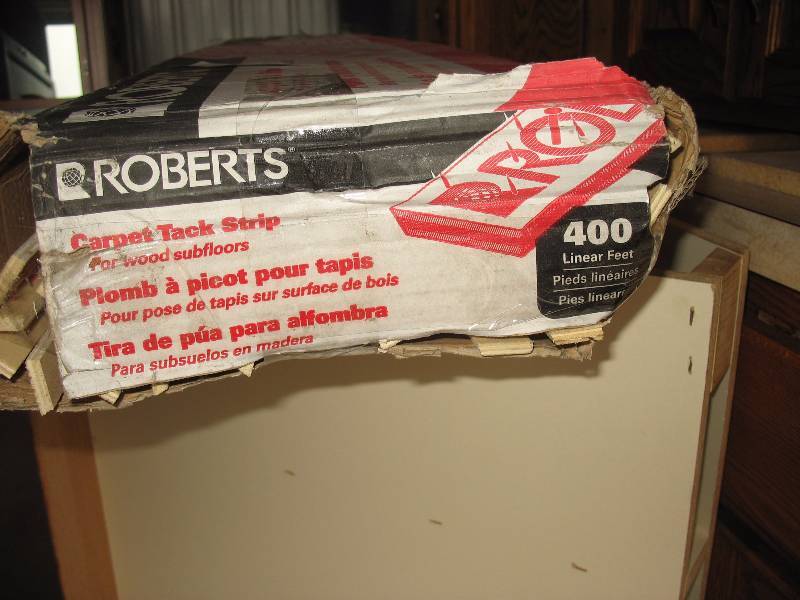 ROBERTS TACK STRIPS