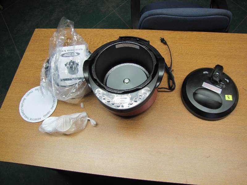 Pressure Cooker by Cook Essentials