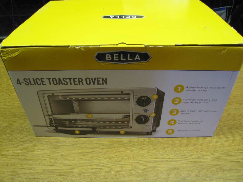 4 Slice Toaster Oven by Bella