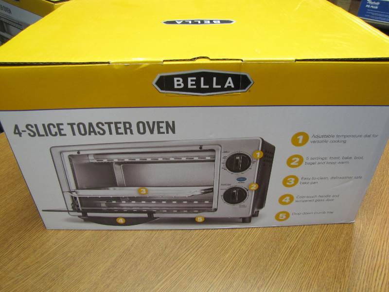 4 Slice Toaster Oven by Bella