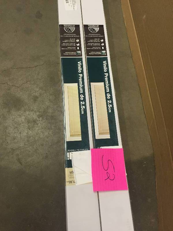 Set of 2 Cut to size Vynil shades 1 New