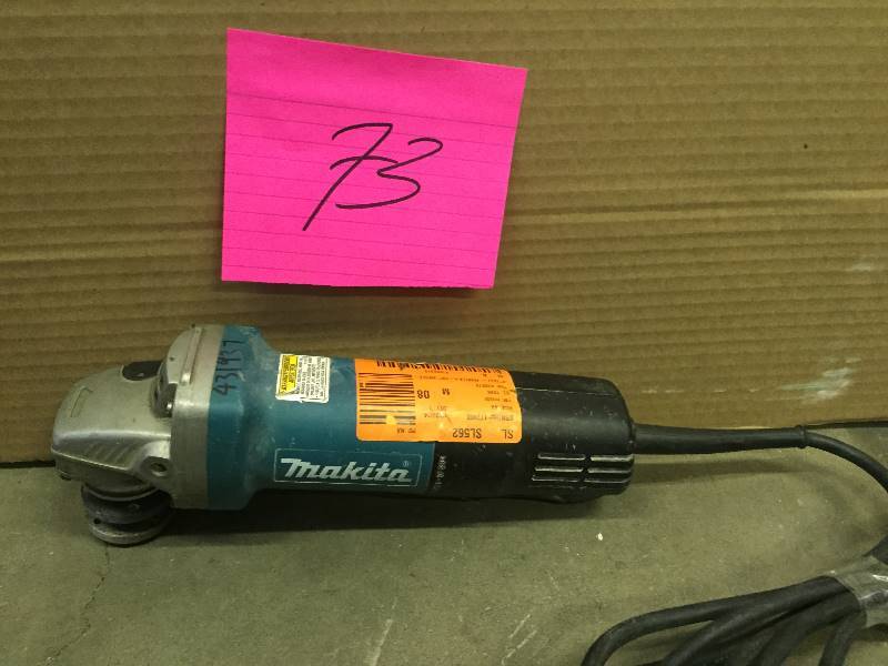 Makita 4 12 in Grinder 9557PB - used tested works- missing guard