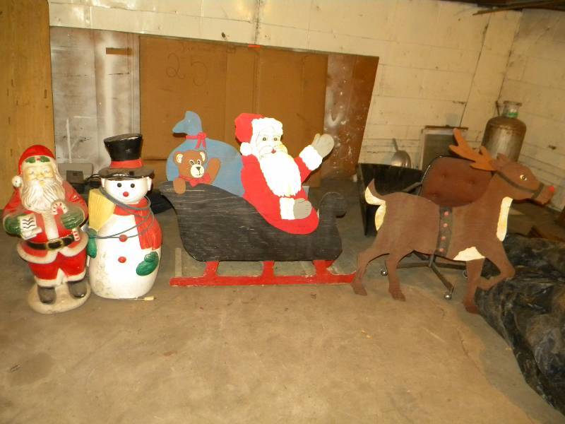 Vintage Holiday Lawn Statues
