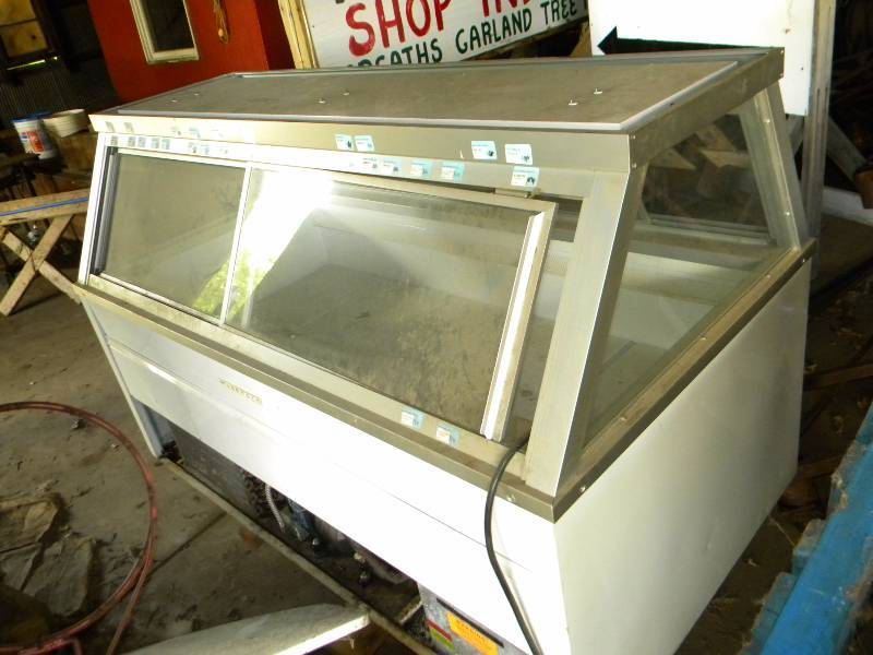 Hussmann Retail Display Cooler