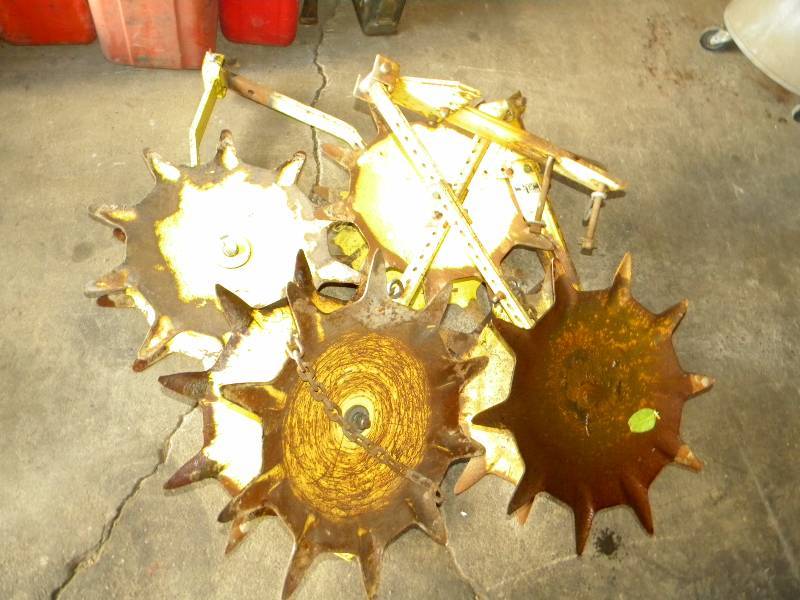 John Deere Cultivator Shields