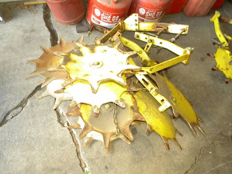 John Deere Cultivator Shields