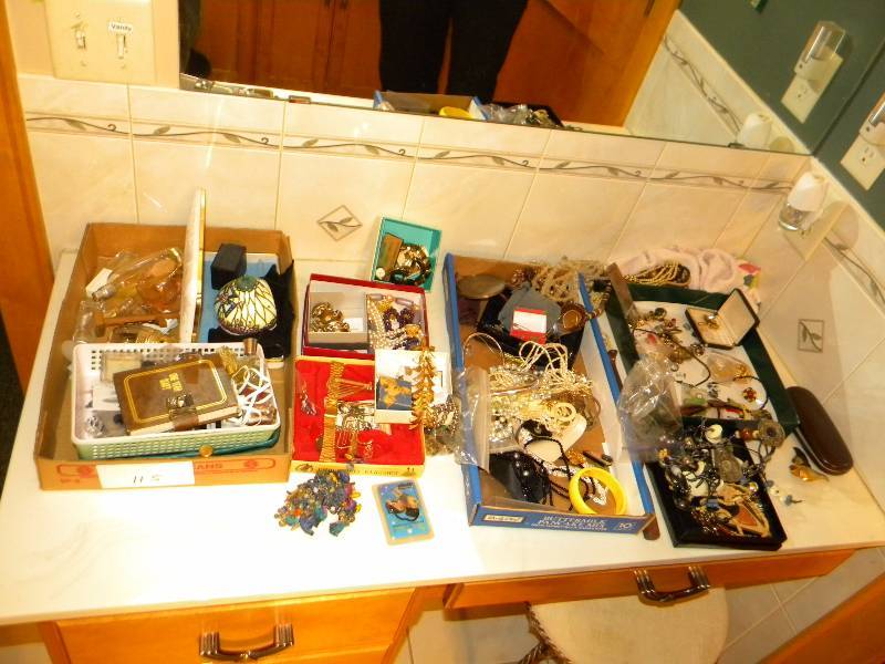 Vintage Jewelry Lot