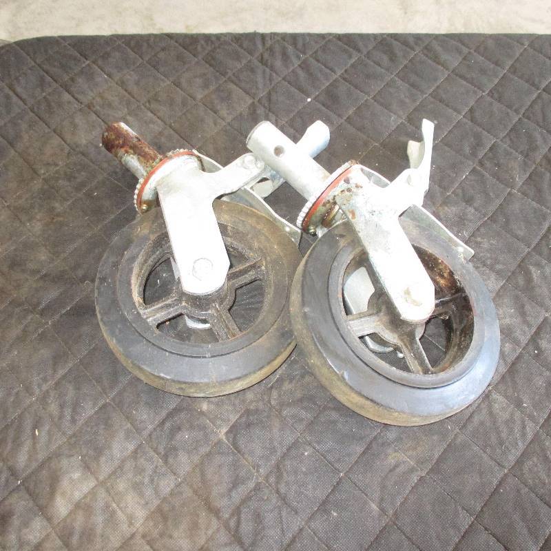 2 SELF LOCKING SCAFFOLDING WHEELS