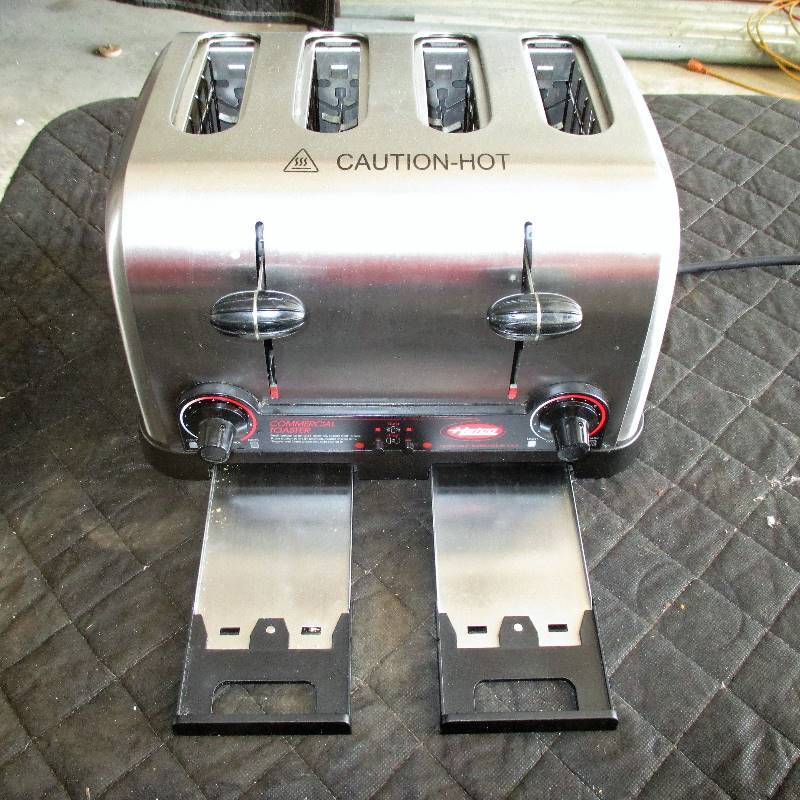 COMMERCIAL 4 SLOT TOASTER
