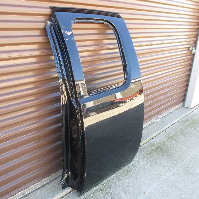 2007 - 2010 LEFT HAND EXTENDED CAB DOOR FOR SILVERADO, GMC, AVALANCHE, TAHOE, YUKON, OR SUBURBAN