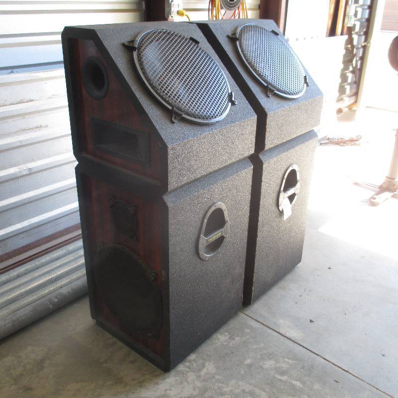 SPEAKERS