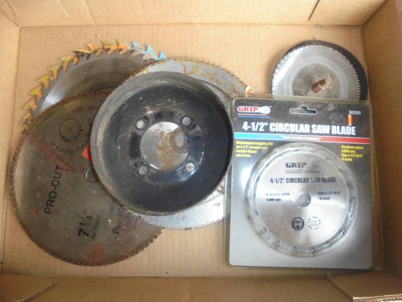 Lot - Saw Blades