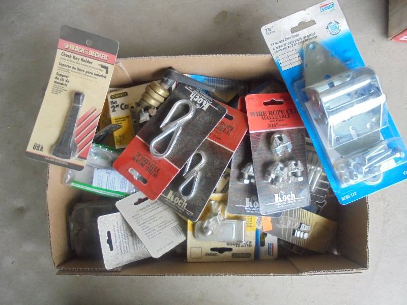 Lot - Misc Hardware