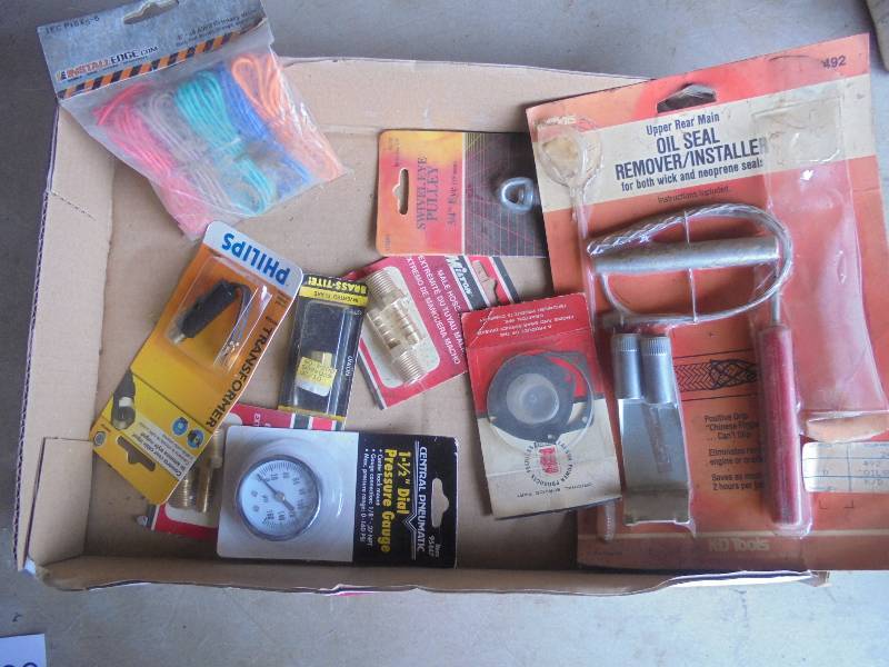 Lot - Pressure Gauge, Eye Pulley, Misc