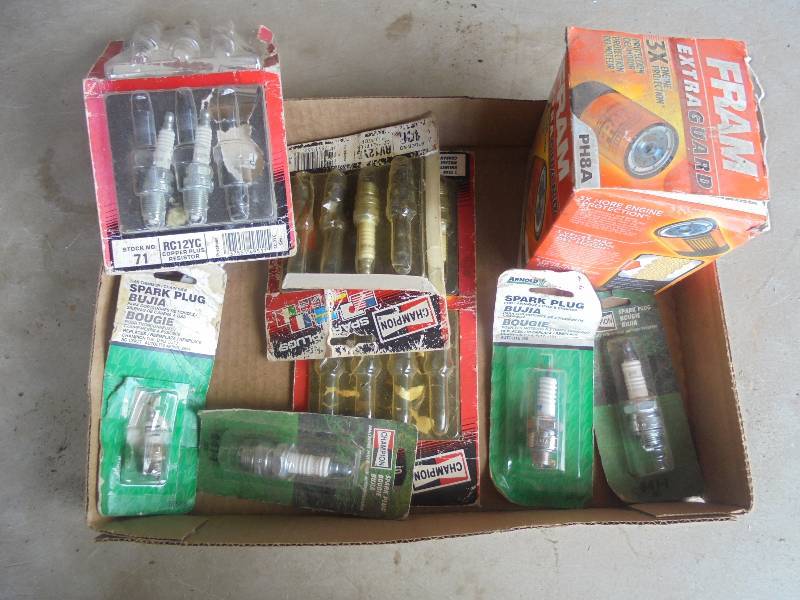 Lot - Misc Spark Plugs, Filter