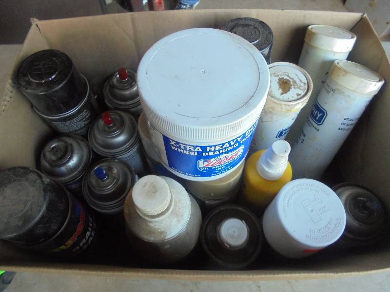 Lot - Misc Grease, Paint, Cleaners (partial-full)