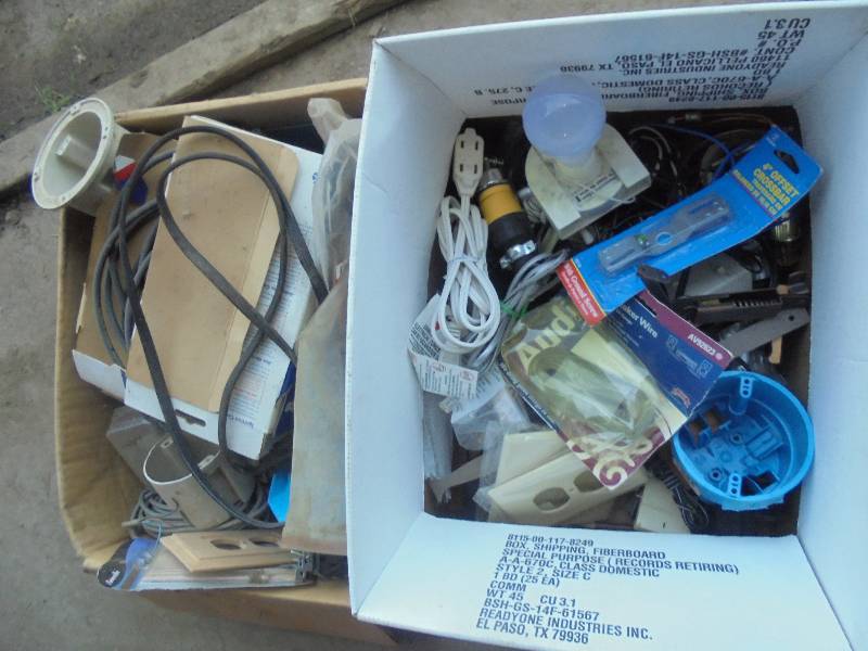 Lot - Misc Electrical