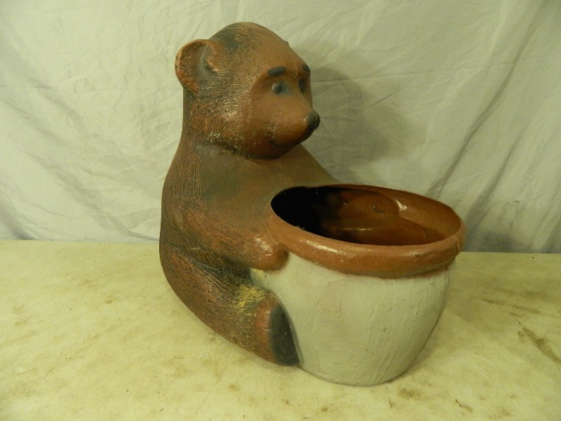 lot 69 image: Bear Planter