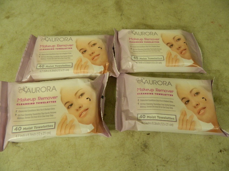 lot 71 image: 4 New Packages of Makeup Removing Wipes