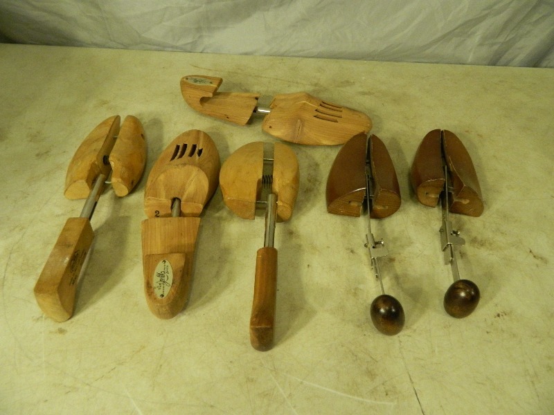 lot 79 image: Wood Shoe Forms