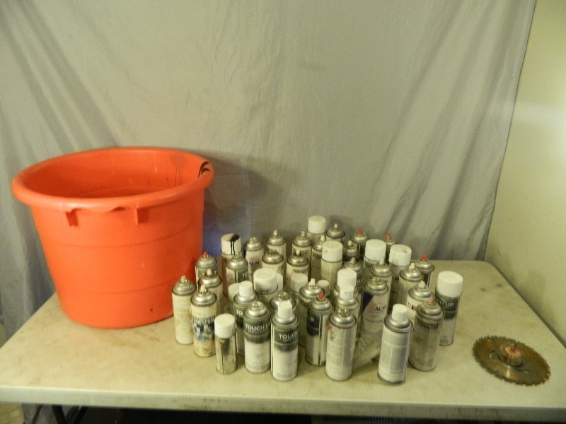 lot 100 image: Assorted Spray Paints