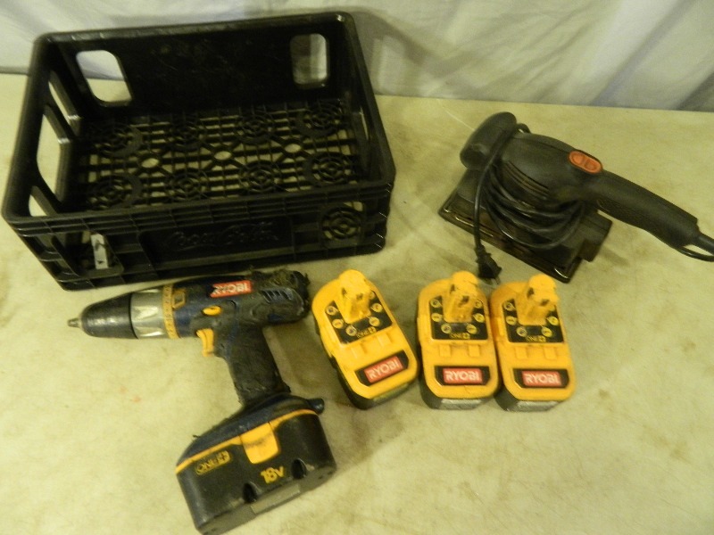 lot 114 image: Sander and Drill Driver