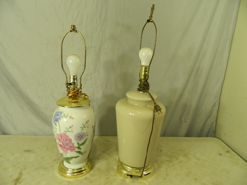 lot 134 image: Two Lamps