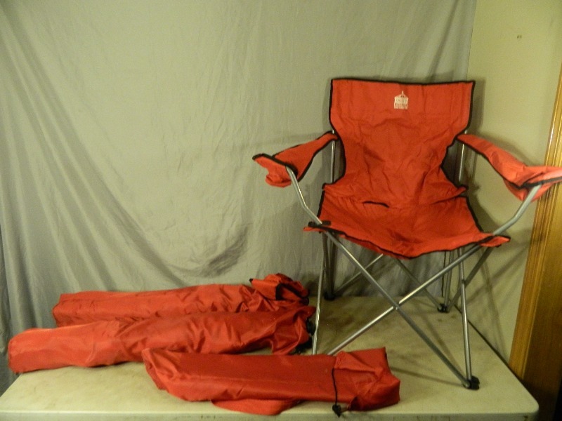 lot 161 image: 3 Matching Bag Chairs