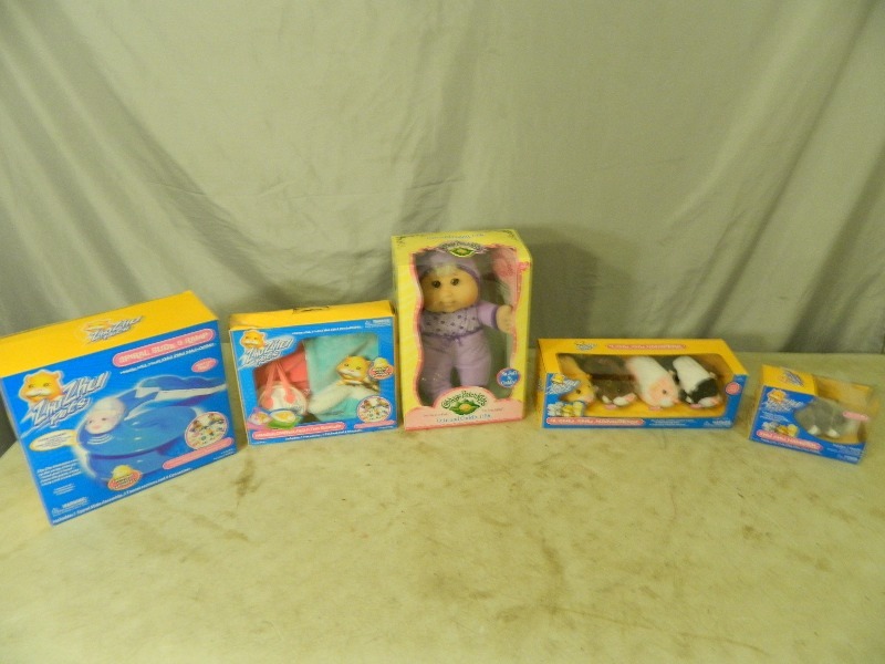 lot 163 image: New Cabbage Patch Doll and Toys