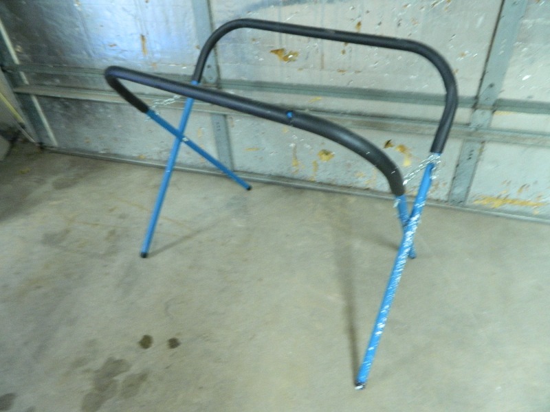 lot 5 image: Body Panel Stand Paint  Prep Stand