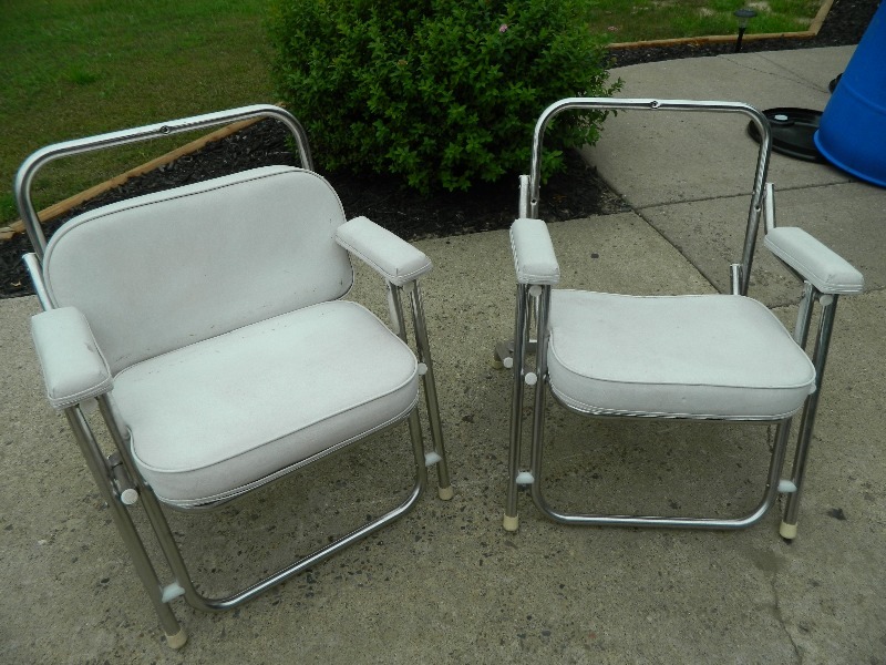 lot 180 image: Aluminum Frame BoatFishing Chairs
