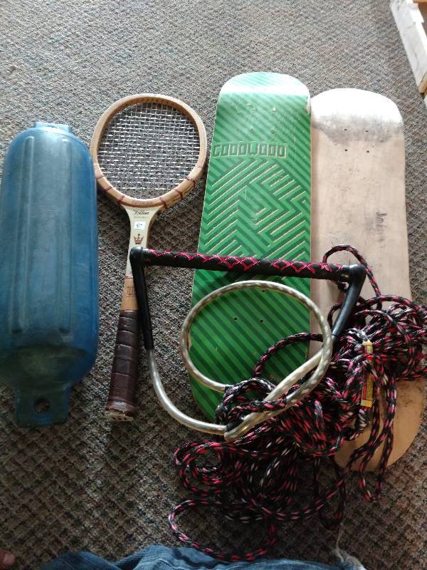 lot 19 image: Sports Lot