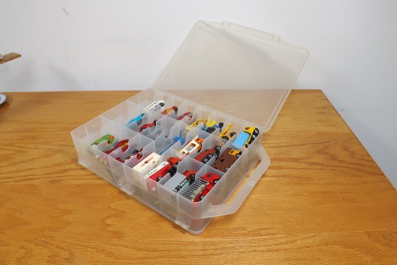 lot 8 image: 37 Vintage Matchbox Cars in 2 Sided Plastic Case