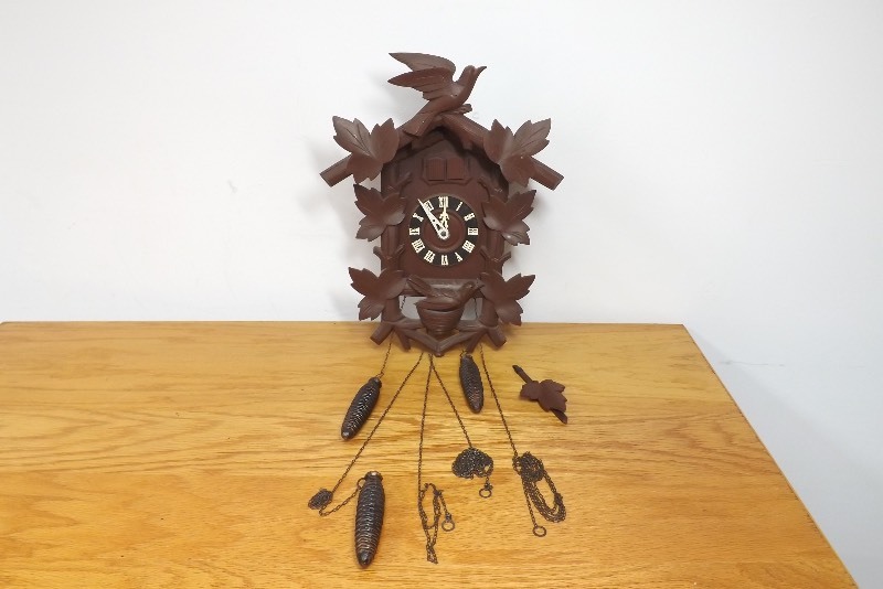 lot 19 image: Vintage Germany RARER 2 Bird Black Forest Cuckoo Clock