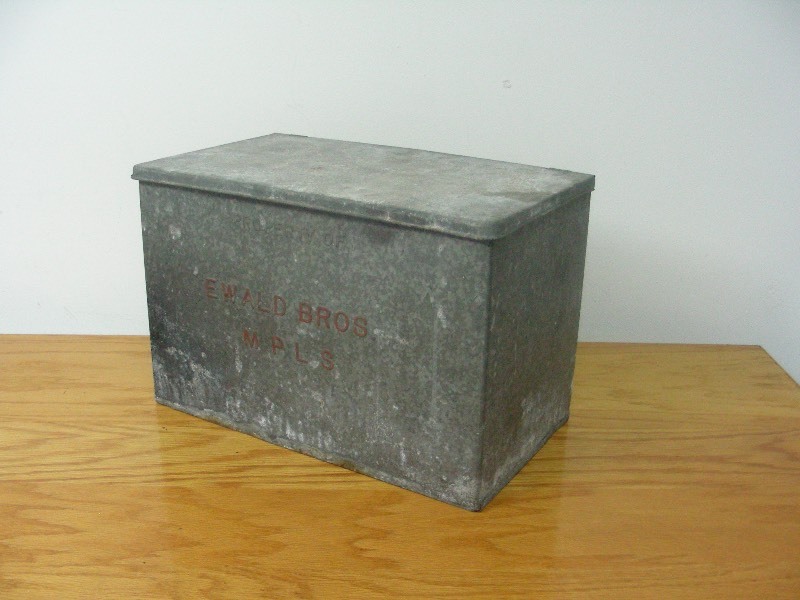 lot 23 image: Vintage Ewald Bros. Galvanized Milk Box